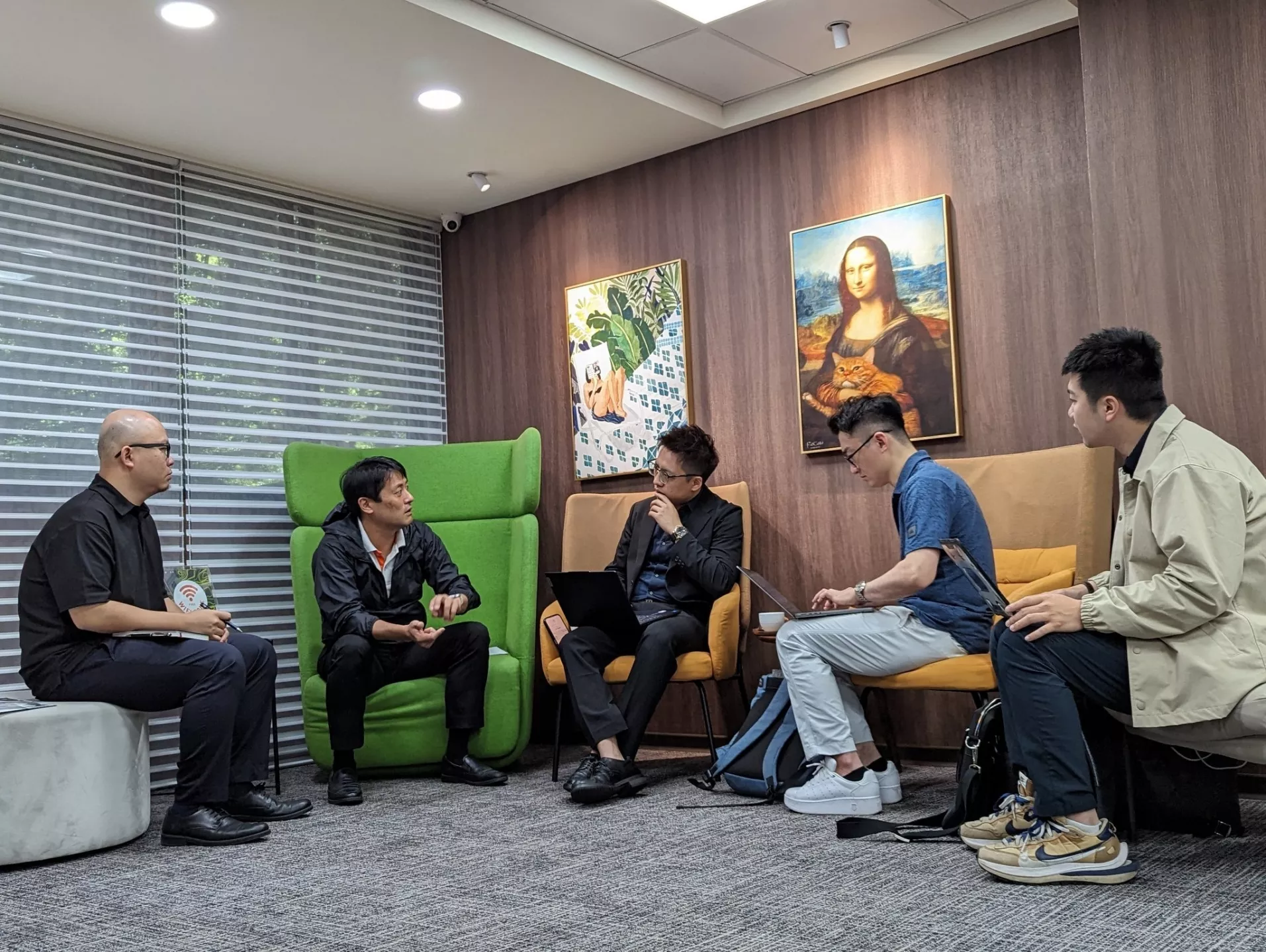 感謝《The Icons》艾肯氏國際名人誌的專訪